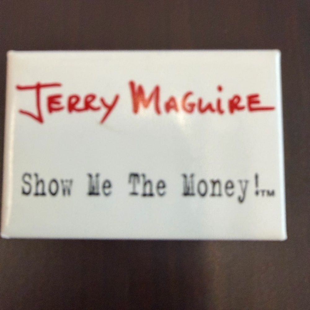 Jerry Maguire Show Me The Money Box vintage promotional pin. 1996. Tom Cruise.